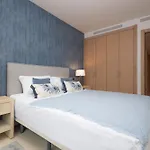 Lägenhet Luxury In Jardines Del Principe