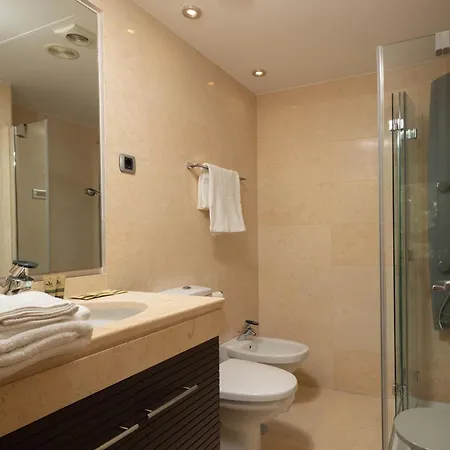 Luxury In Jardines Del Principe 아파트