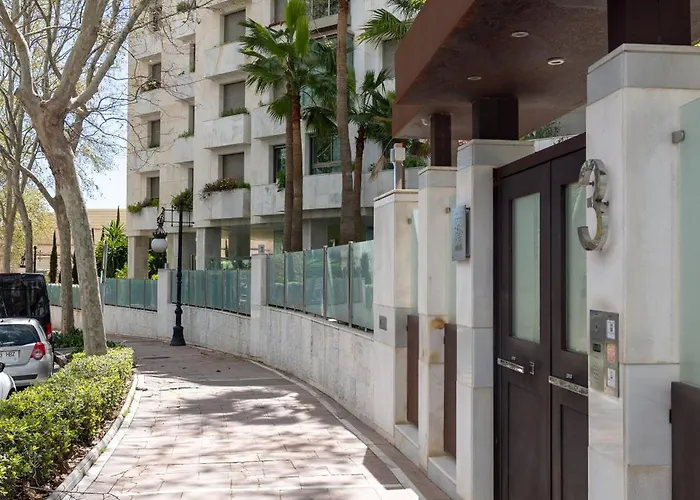 Апартаменты Luxury In Jardines Del Principe